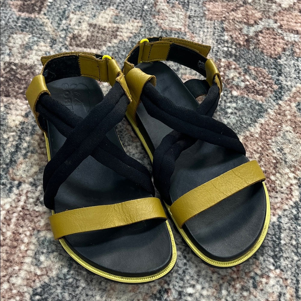 Sorel Roaming Beacon Mustard Yellow and Black Strappy Sandals